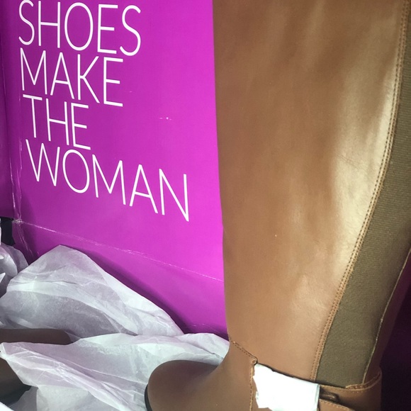 Boots - Picture 5 of 8